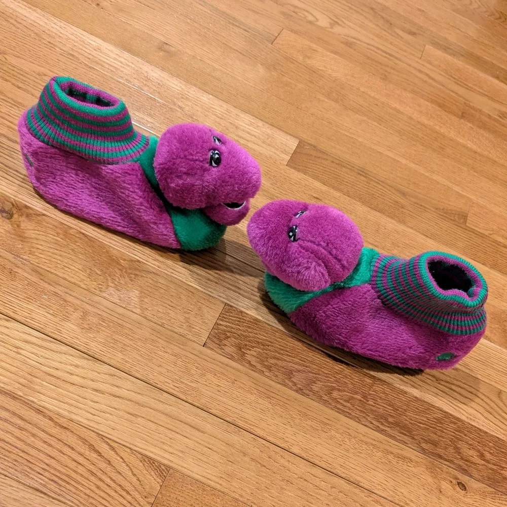 Barney The Dinosaur 1993 Purple and Green Plush Slippers  11-12 XL
